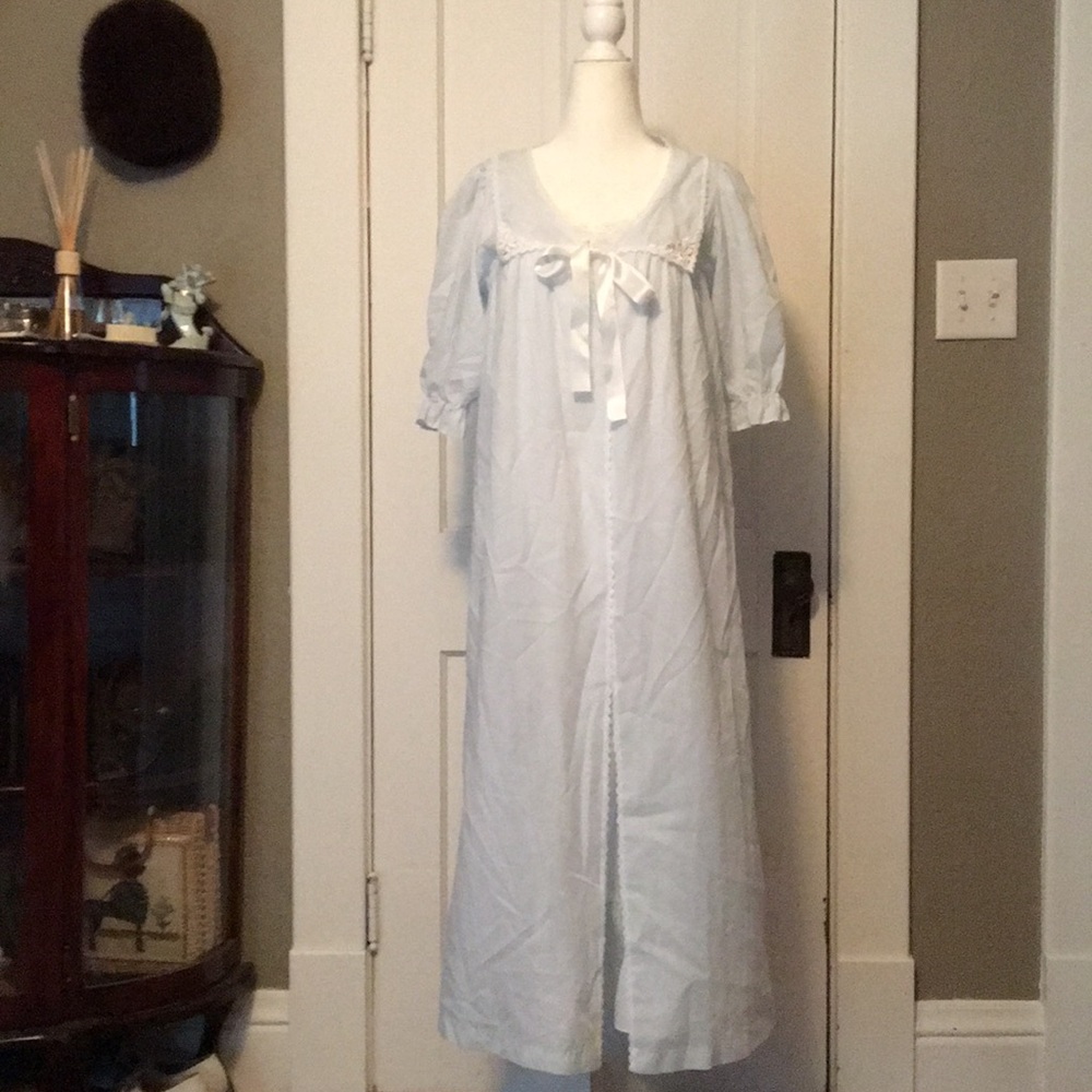 Vintage peignoir set